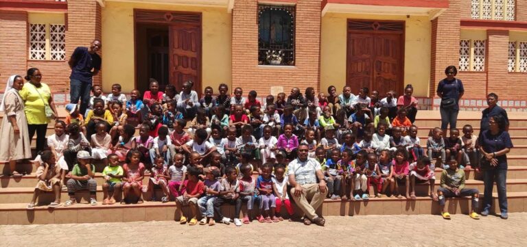 Goûter de Noël à Ambohimirary Décembre 2024